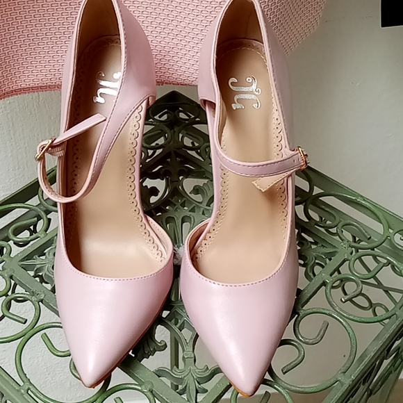 Le Suit Skirt Suit - Picture 12 of 13